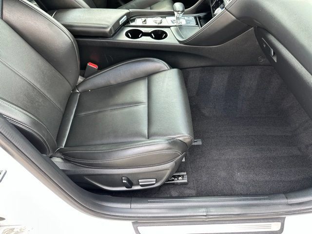Used 2025 Genesis G70 2.5T AWD/4WD image 14