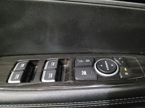 Used 2019 Kia Sorento AWD w/ LX Convenience Package image 27