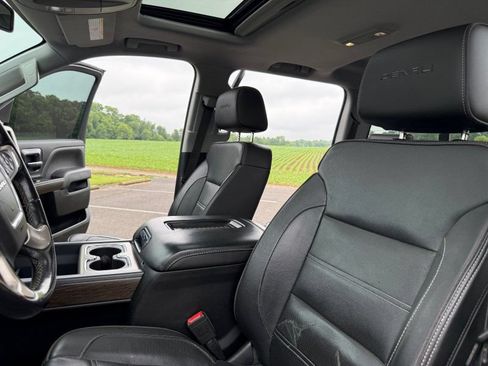 Used 2019 GMC Sierra 3500 Denali w/ Duramax Plus Package AWD/4WD image 31