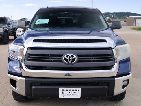 Used 2015 Toyota Tundra SR5 w/ SR5 Upgrade Package AWD/4WD image 6