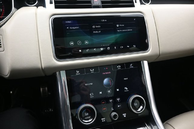 Used 2019 Land Rover Range Rover Sport HST AWD/4WD image 22