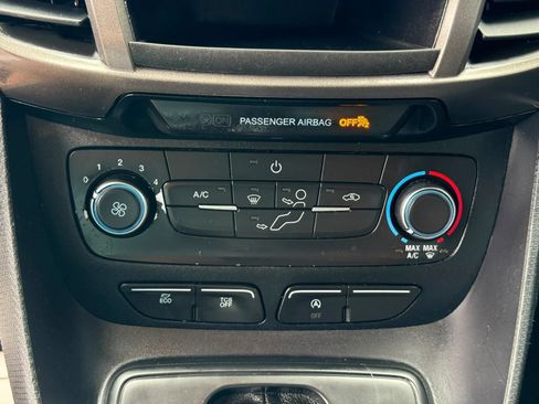 Used 2022 Ford Transit Connect XL FWD image 22
