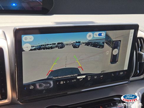 New 2026 Ford Expedition Active RWD image 13