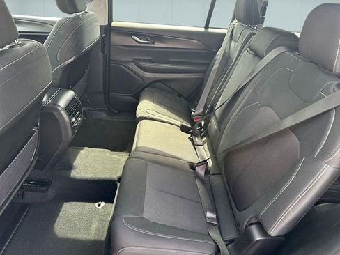 Used 2023 Jeep Grand Cherokee L Laredo w/ Luxury Tech Group I AWD/4WD image 24