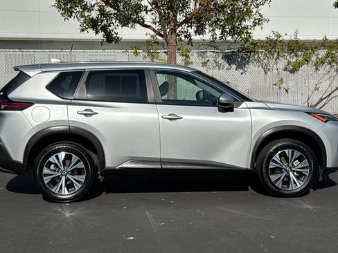 Certified 2023 Nissan Rogue SV image 3