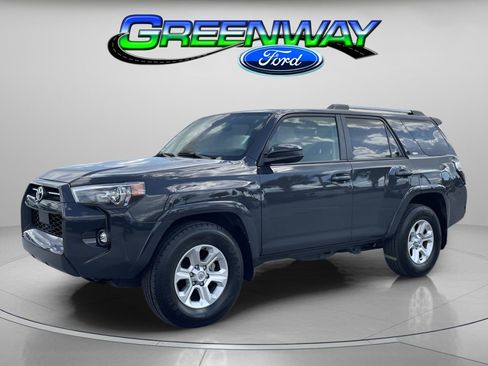 Used 2024 Toyota 4Runner SR5 RWD image 1