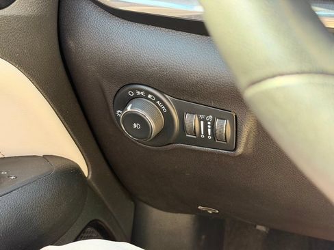 Used 2024 Jeep Compass Limited AWD/4WD image 19