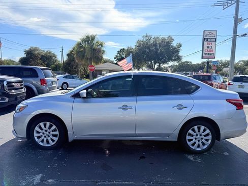 Used 2016 Nissan Sentra S FWD image 4
