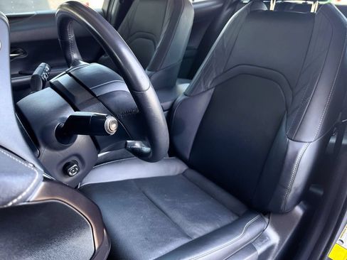 Used 2023 Lexus UX 250h AWD w/ Premium Package image 17