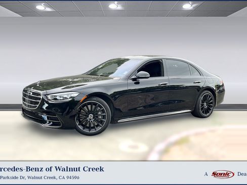Used 2025 Mercedes-Benz S 580e 4MATIC Sedan image 1