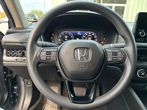 Used 2025 Honda Accord LX image 14
