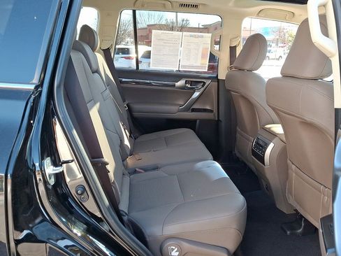 Used 2023 Lexus GX 460 Premium image 28