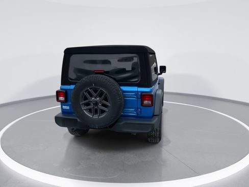Used 2024 Jeep Wrangler Sport S image 7