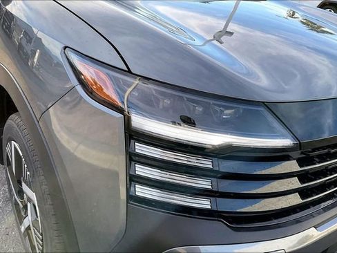 New 2026 Nissan Kicks SV w/ Charging Package image 10