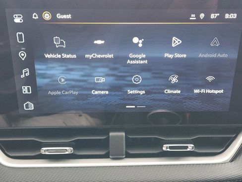 New 2026 Chevrolet Equinox LT w/ Convenience Package II FWD image 12