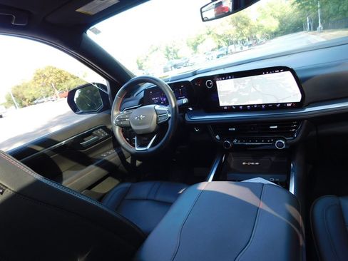 Used 2025 Chevrolet Tahoe RST w/ RST Capability Package AWD/4WD image 7