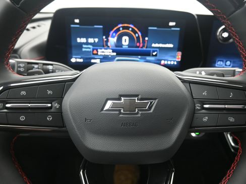 New 2026 Chevrolet Traverse RS w/ LPO, Floor Liner Package image 16