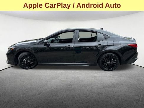 Used 2026 Toyota Camry SE FWD image 6