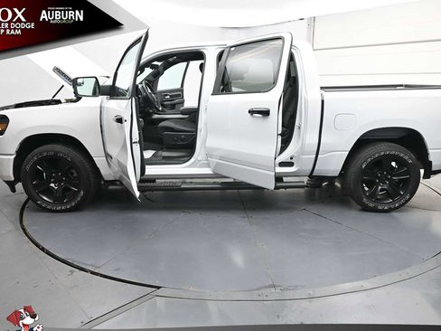 Used 2024 RAM 1500 Lone Star AWD/4WD image 38