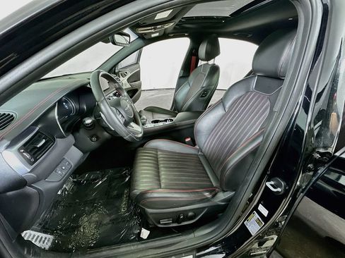 Used 2023 Genesis G70 2.0T w/ Sport Prestige Package AWD/4WD image 17