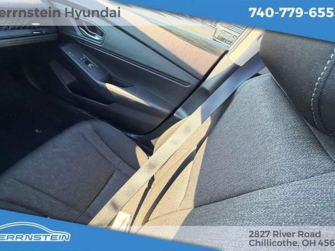 Used 2025 Honda Accord SE image 12