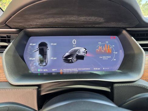 Used 2018 Tesla Model X 100D AWD/4WD image 15