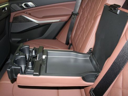 New 2026 BMW X5 xDrive50e image 22