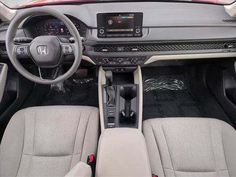 Used 2023 Honda Accord EX image 18