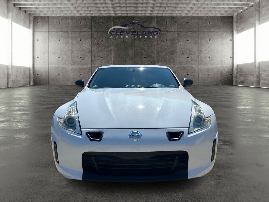 Used 2014 Nissan 370Z Touring w/ Sport Package RWD image 7