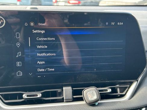 Used 2025 Chevrolet Equinox LT FWD image 27