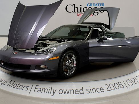 Used 2010 Chevrolet Corvette Coupe w/ 1LT image 7