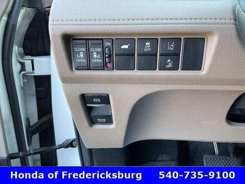 Used 2019 Honda Odyssey EX-L image 47