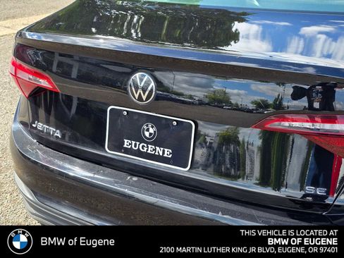 Used 2022 Volkswagen Jetta SE FWD image 14