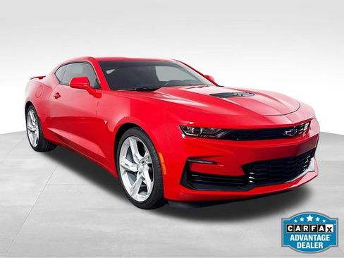 Used 2022 Chevrolet Camaro SS RWD image 2