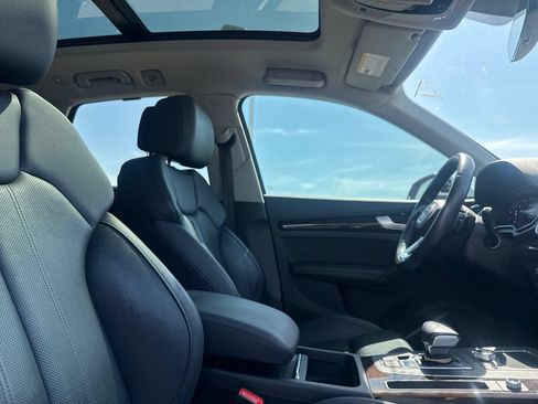 Used 2019 Audi Q5 2.0T Premium Plus w/ Premium Plus Package AWD/4WD image 26