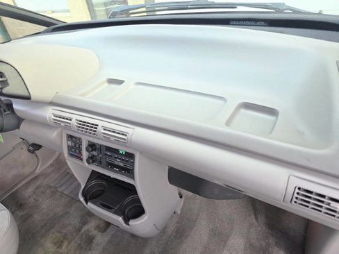 Used 1995 Chevrolet Lumina APV image 12