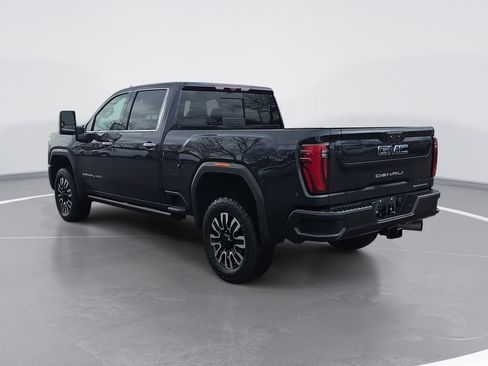 Certified 2024 GMC Sierra 2500 Denali Ultimate w/ Max Trailering Package AWD/4WD image 6