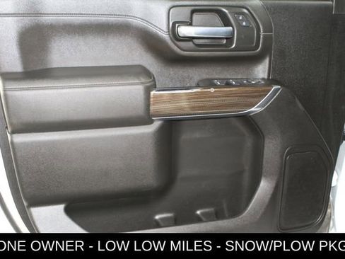 Used 2023 Chevrolet Silverado 2500 LT image 13