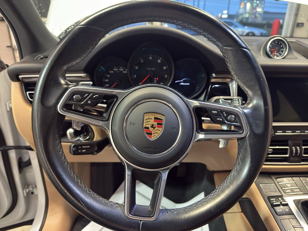 Used 2021 Porsche Macan AWD/4WD image 20