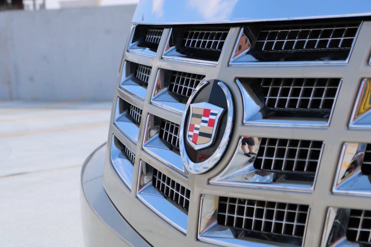 Used 2007 Cadillac Escalade AWD image 44