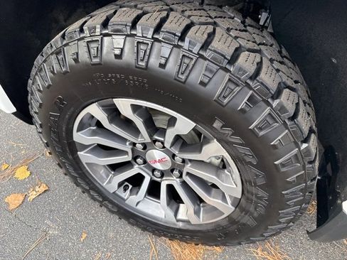 Certified 2021 GMC Sierra 1500 AT4 image 33