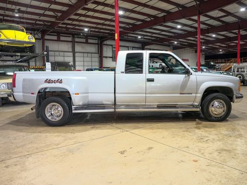 Used 1996 GMC Sierra 3500 4x4 Extended Cab image 10