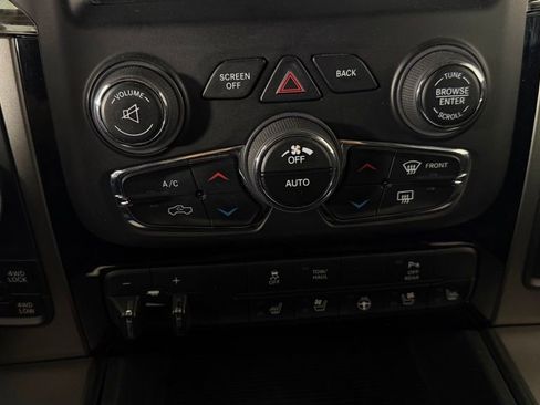 Used 2014 RAM 1500 Sport w/ Sport Premium Group AWD/4WD image 24