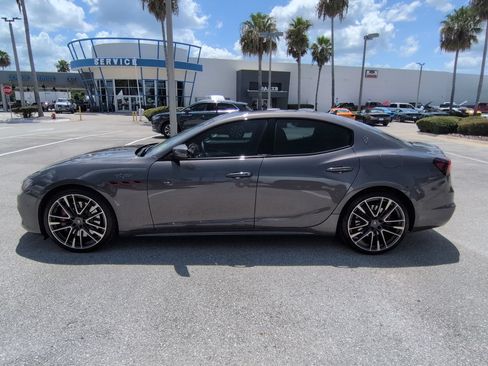 Used 2022 Maserati Ghibli Trofeo RWD image 7