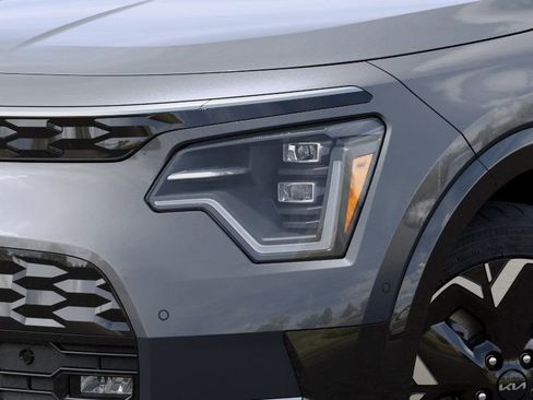 New 2025 Kia Niro Wave w/ Wave Preserve Package image 10