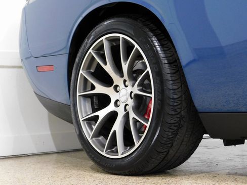 Used 2020 Dodge Challenger SRT Hellcat w/ Plus Package image 13