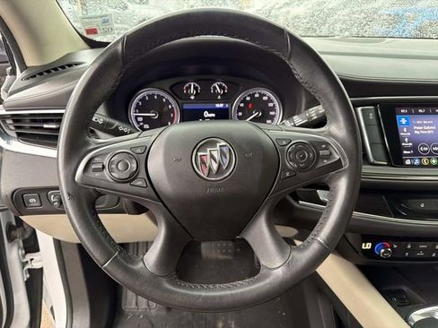 Used 2021 Buick Enclave Essence w/ Sport Touring Edition FWD image 27
