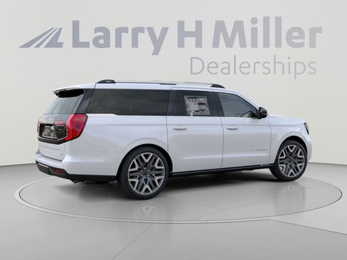 New 2027 Ford Expedition Max Platinum w/ Platinum Ultimate Package AWD/4WD image 6