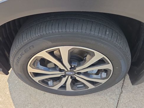 Used 2023 Subaru Forester Limited image 10