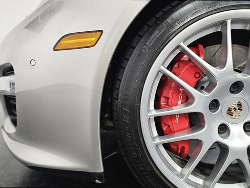 Used 2013 Porsche Panamera GTS AWD/4WD image 37